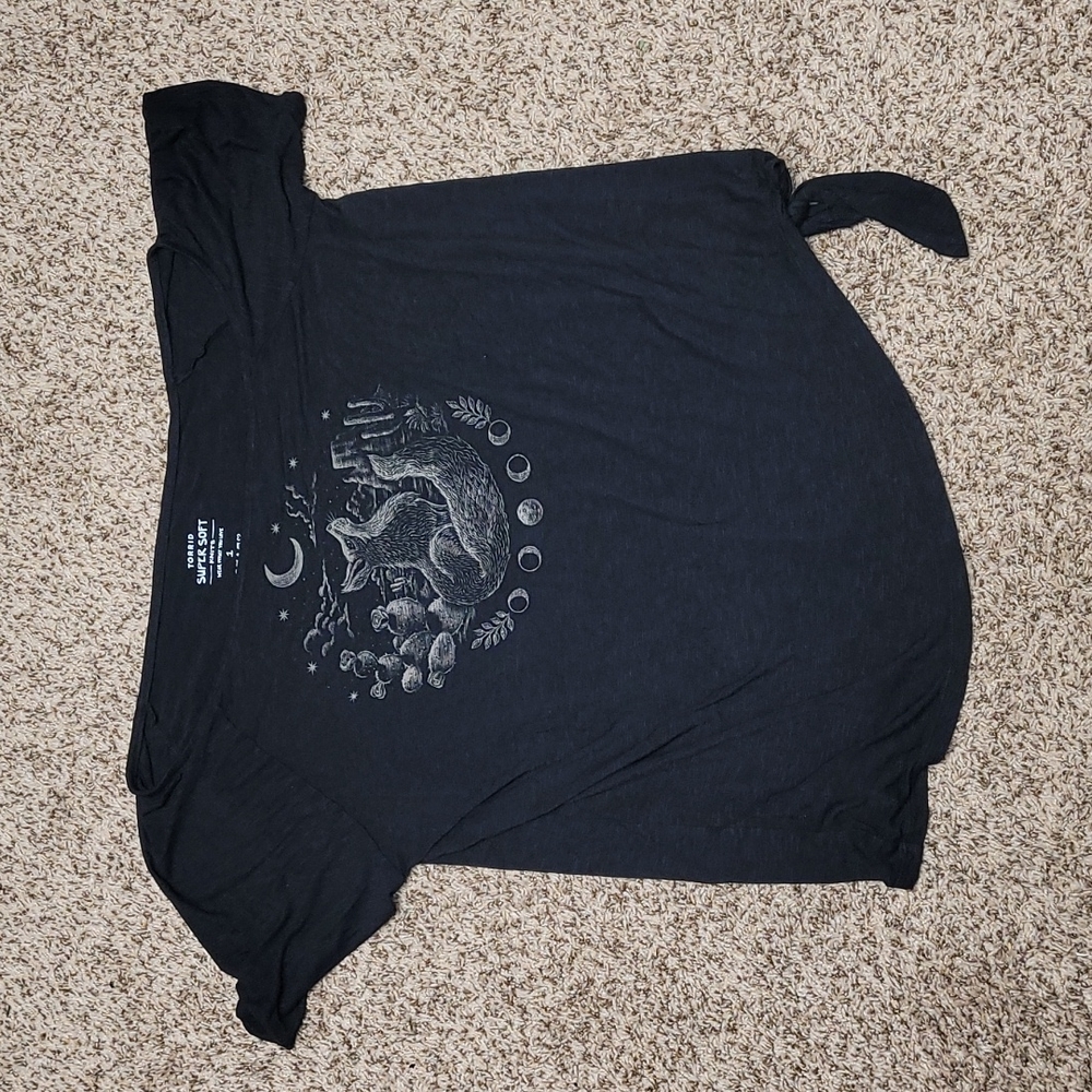 Torrid Asymmetrical Size 1 Shirt